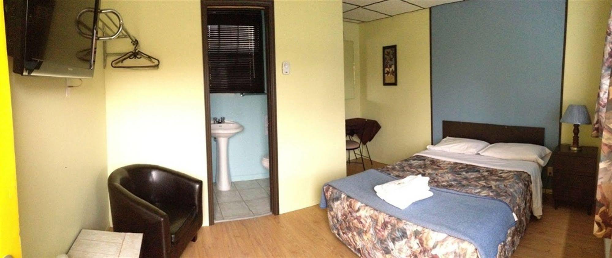 Motel Spring Chateau Richer エクステリア 写真